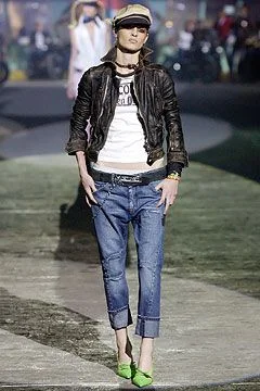 Look 10